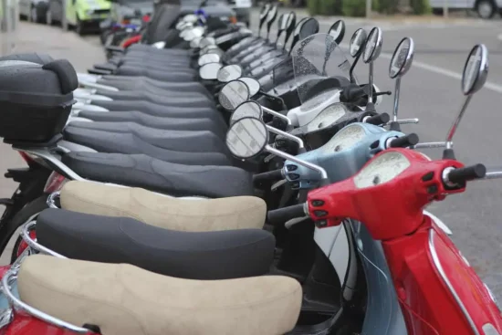 Scooter électrique contre scooter thermique : Quelles différences ?