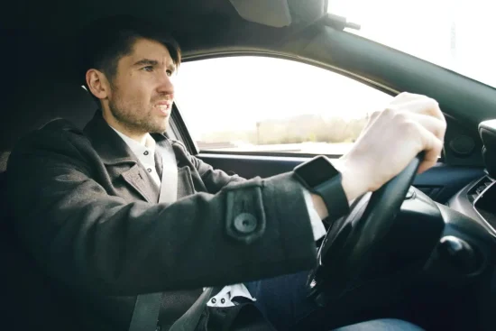 Comment améliorer la tenue de route d&rsquo;un véhicule ? Solutions et conseils d&rsquo;expert